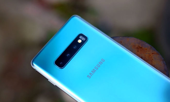 Samsung Galaxy S10 is one of the most customizable QLink phones available