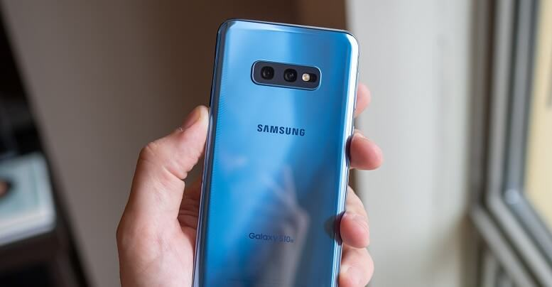 Samsung S10E is a stable Android device that you can choose